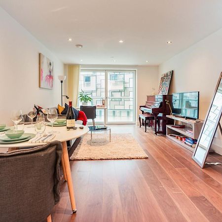 Stylish And Comfortable Canary Wharf Apartment Perfect For Long Stays Londra Esterno foto