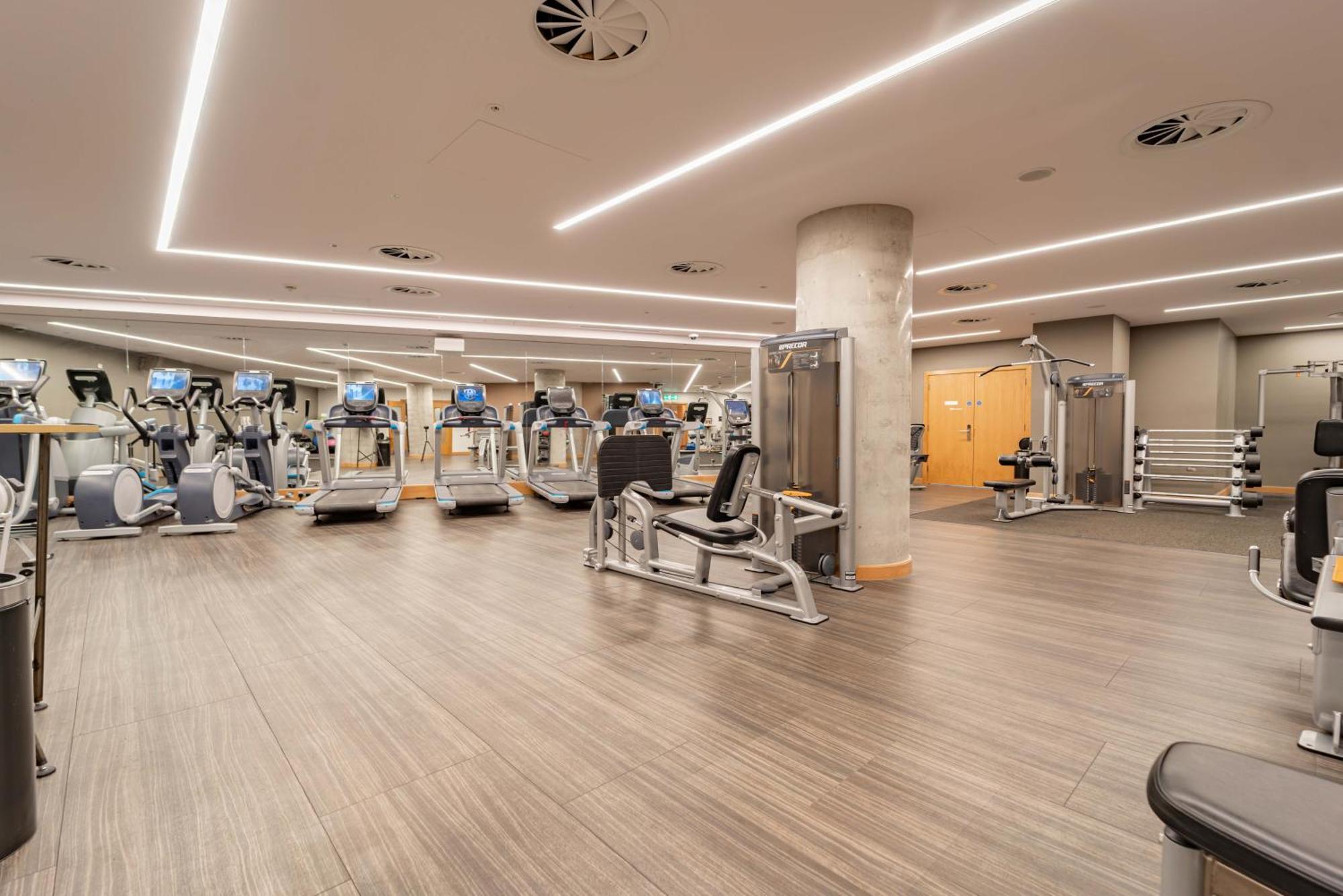 Stylish And Comfortable Canary Wharf Apartment Perfect For Long Stays Londra Esterno foto