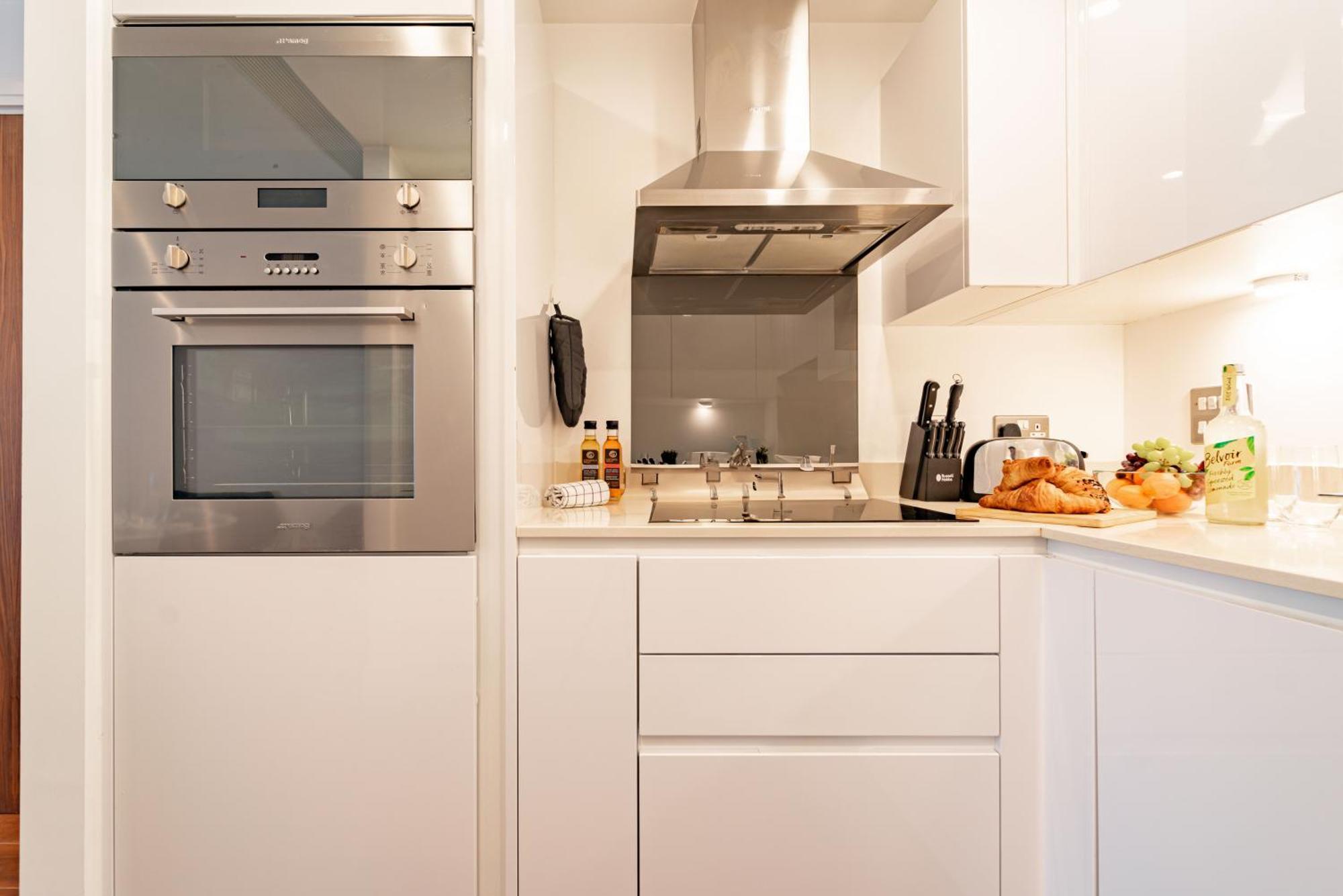 Stylish And Comfortable Canary Wharf Apartment Perfect For Long Stays Londra Esterno foto