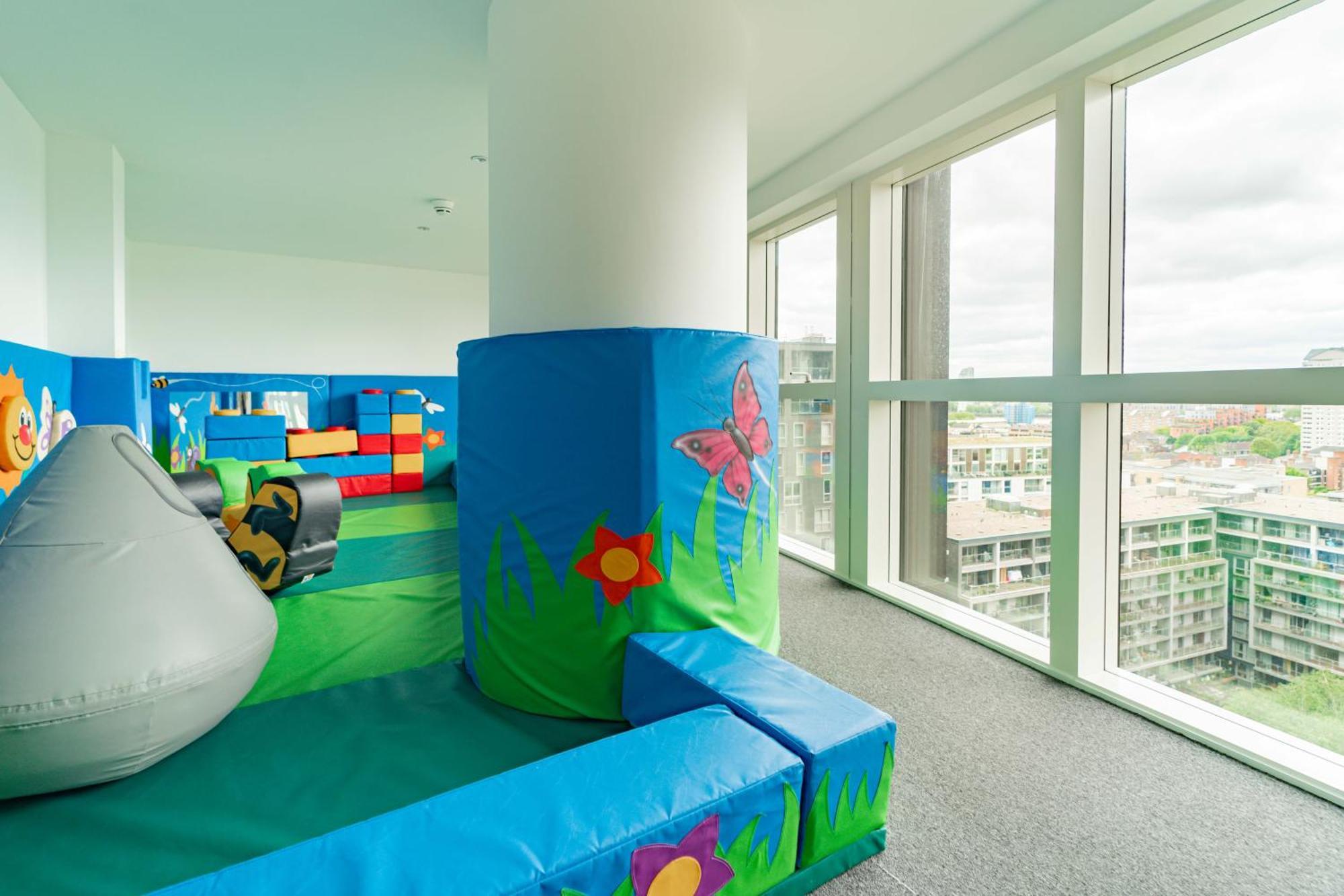 Stylish And Comfortable Canary Wharf Apartment Perfect For Long Stays Londra Esterno foto